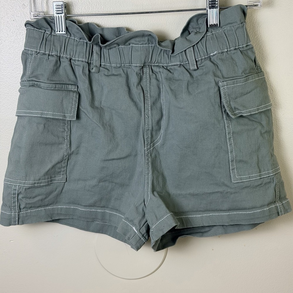 No Comment Army Green Paperbag Style Shorts Women's SZ Medium Cargo Pockets